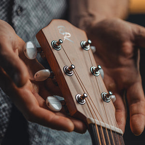 Alex Misko Signature Guitar – Alexandr Misko